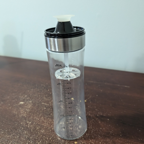 All Dressed Up Shaker - Picture 2 of 4